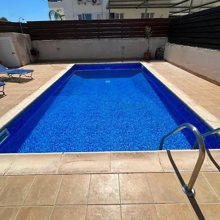 Apartament Spacious Beautiful 1 Bedroom !!! *