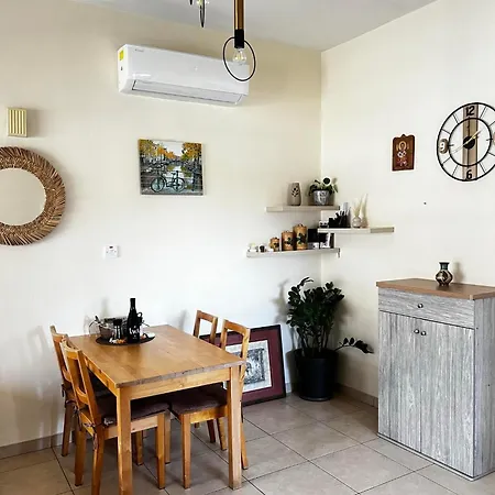 아파트 Spacious Beautiful 1 Bedroom !!! 파포스